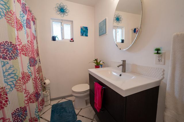 6241 San Martin St, North Highlands, CA 95660