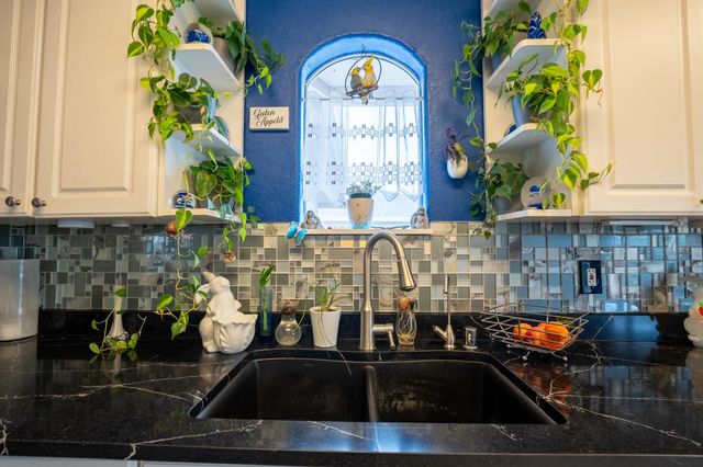 6241 San Martin St, North Highlands, CA 95660