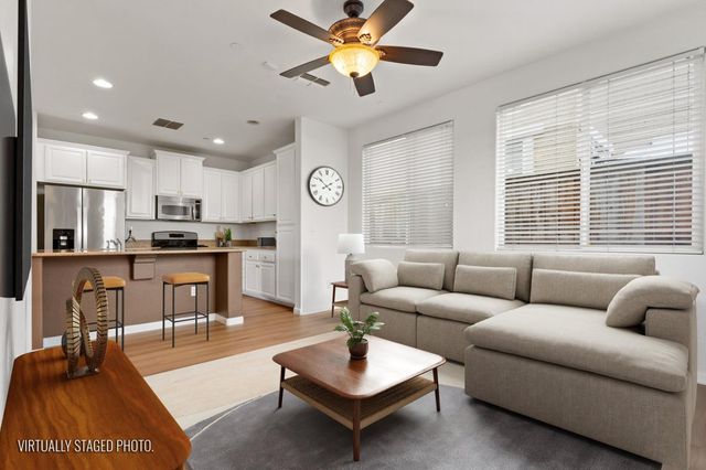 476 Navigator Dr, Lincoln, CA 95648