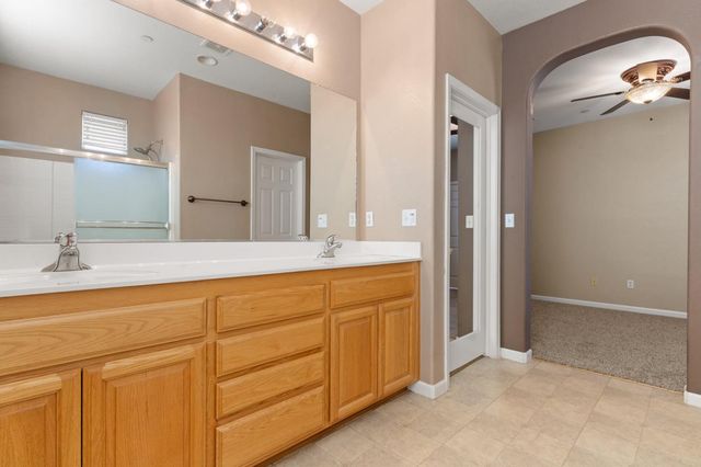 476 Navigator Dr, Lincoln, CA 95648