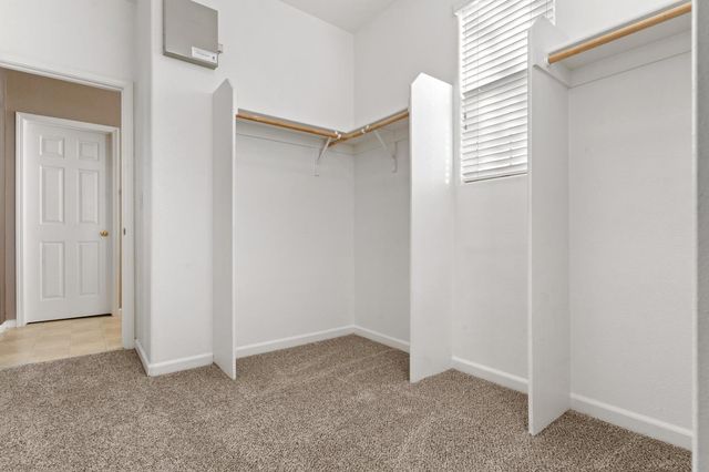 476 Navigator Dr, Lincoln, CA 95648