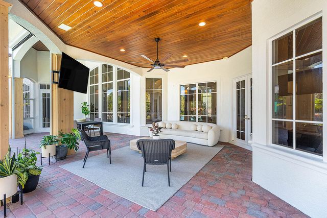 2310 W Silver Palm Road, Boca Raton, FL 33432