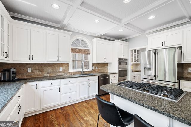 1121 Vinings Grove Way SE, Smyrna, GA 30082