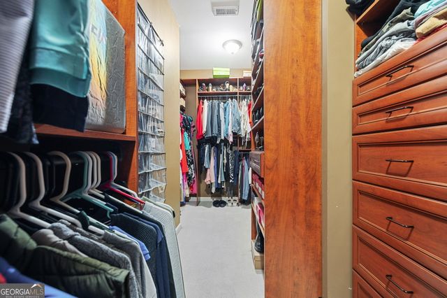 1121 Vinings Grove Way SE, Smyrna, GA 30082