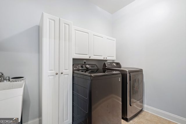 1121 Vinings Grove Way SE, Smyrna, GA 30082