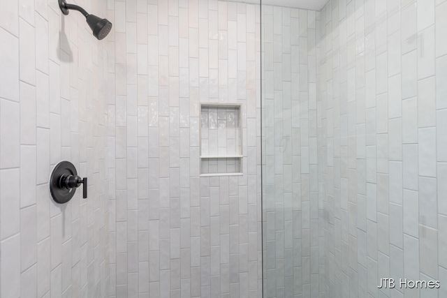 7105 Kettle Dale Avenue, Alto, MI 49302