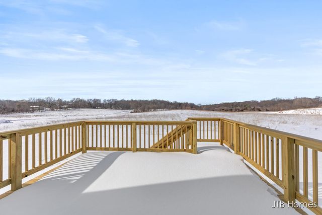 7105 Kettle Dale Avenue, Alto, MI 49302