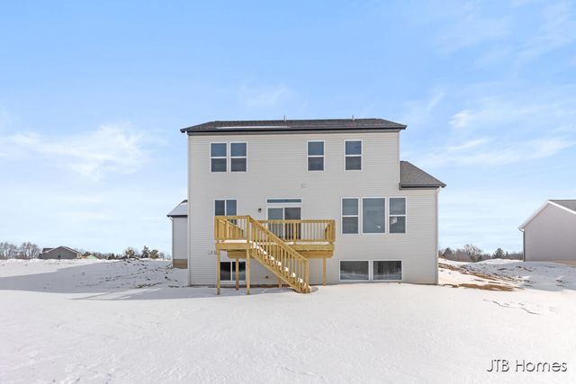 7105 Kettle Dale Avenue, Alto, MI 49302