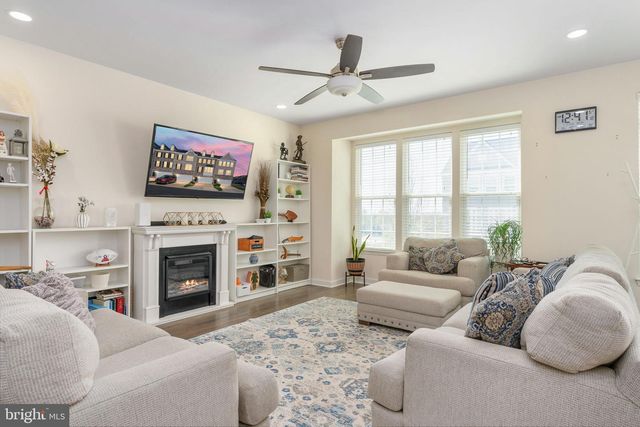 1793 ROCKLEDGE TER, Woodbridge, VA 22192