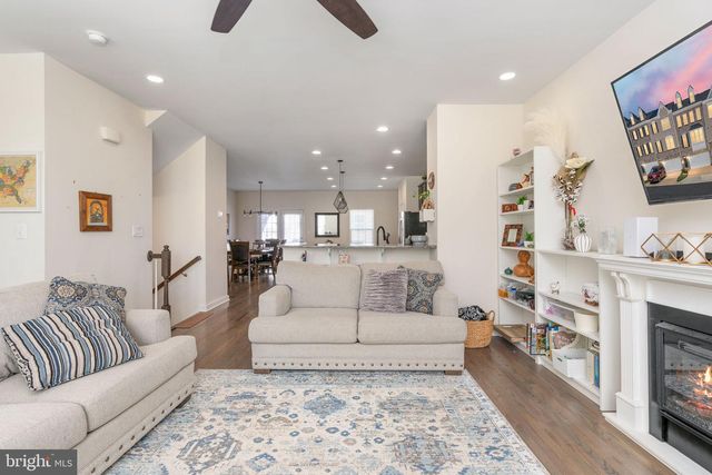 1793 ROCKLEDGE TER, Woodbridge, VA 22192