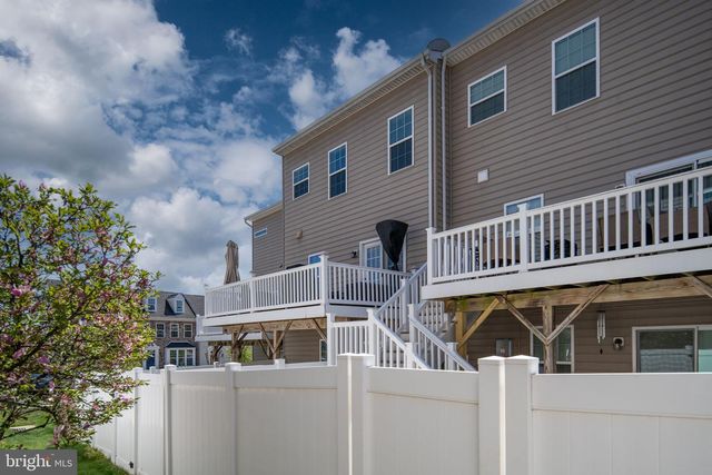 1793 ROCKLEDGE TER, Woodbridge, VA 22192
