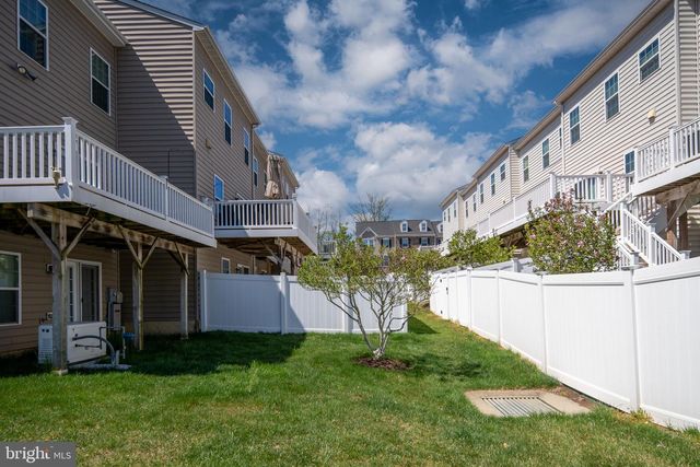 1793 ROCKLEDGE TER, Woodbridge, VA 22192
