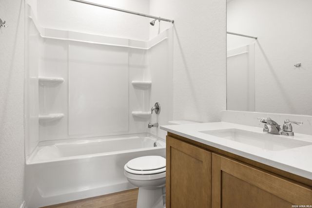 5411 Devils Gate Unit 2, Converse, TX 78109