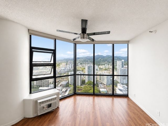 930 Kaheka Streets 3604, Honolulu, HI 96814