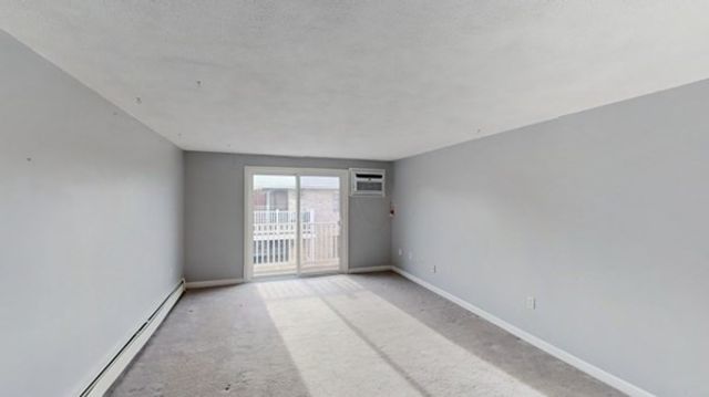 18 Kenmar Dr 161, Billerica, MA 01821