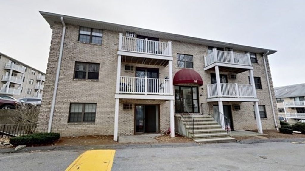 18 Kenmar Dr 161, Billerica, MA 01821