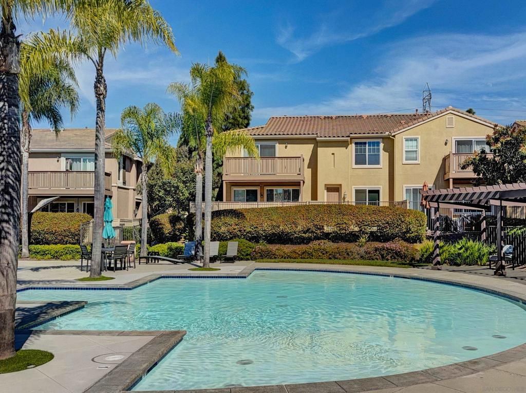 Image 31 of property listing at 2185 Caminito Rinaldo 118, Chula Vista, CA 91915