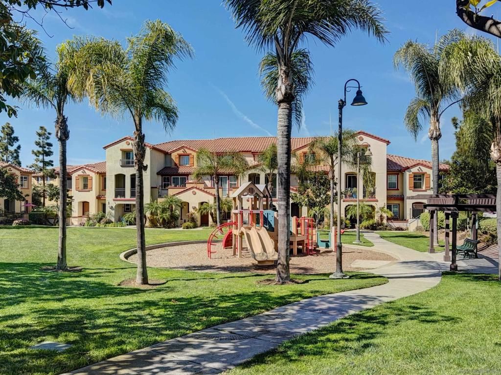 Image 33 of property listing at 2185 Caminito Rinaldo 118, Chula Vista, CA 91915