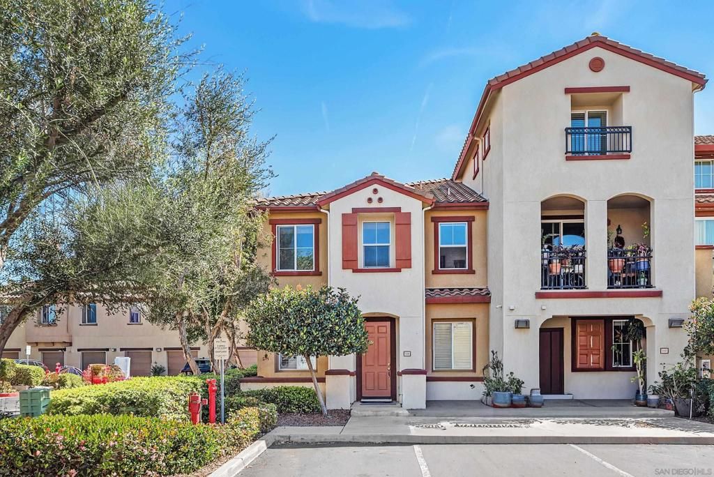 Image 36 of property listing at 2185 Caminito Rinaldo 118, Chula Vista, CA 91915