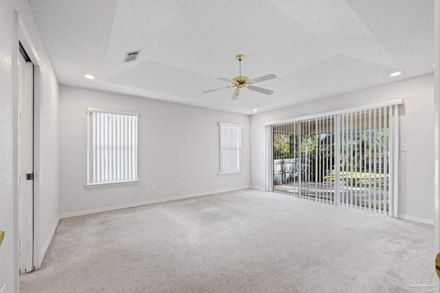 2033 Hamilton Crossing Blvd, Pensacola, FL 32533