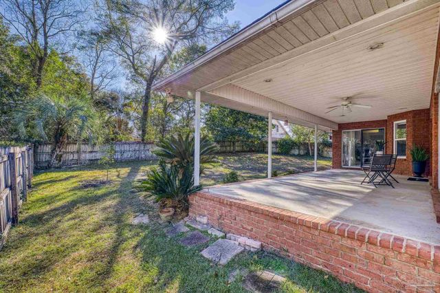 2033 Hamilton Crossing Blvd, Pensacola, FL 32533