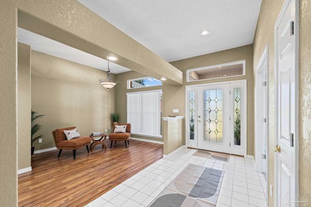 2033 Hamilton Crossing Blvd, Pensacola, FL 32533