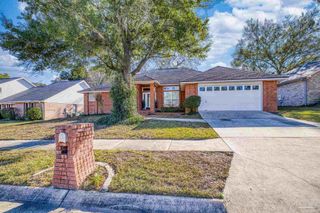 2033 Hamilton Crossing Blvd, Pensacola, FL 32533