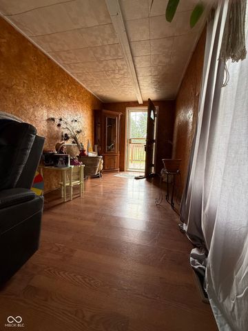 10074 N 400 W, Carthage, IN 46115