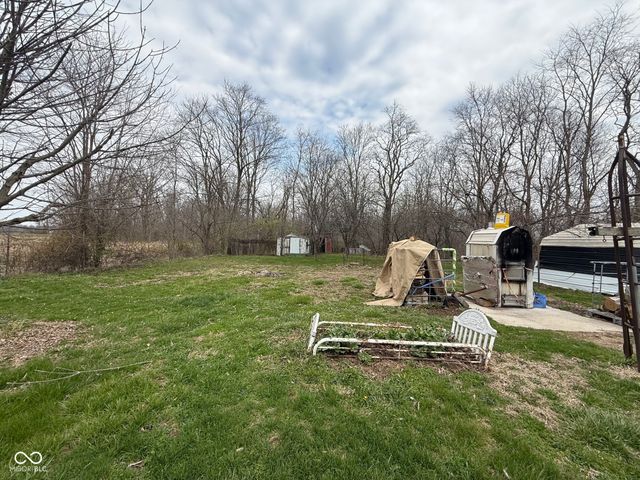 10074 N 400 W, Carthage, IN 46115