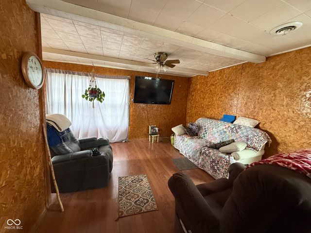 10074 N 400 W, Carthage, IN 46115