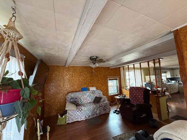 10074 N 400 W, Carthage, IN 46115