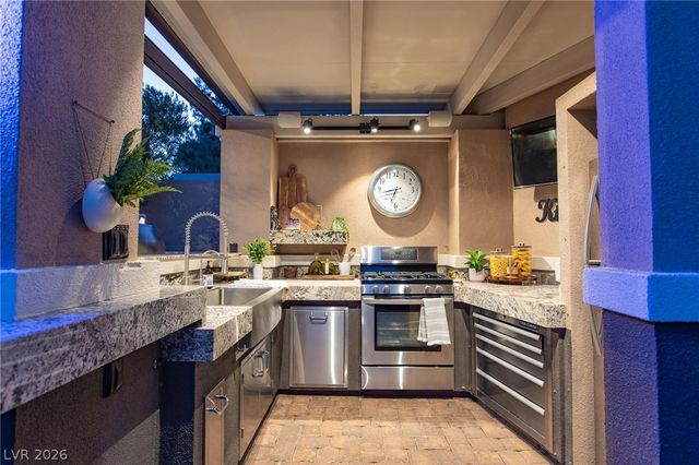 8175 Arville Street 292, Las Vegas, NV 89139