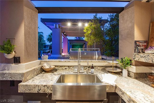 8175 Arville Street 292, Las Vegas, NV 89139