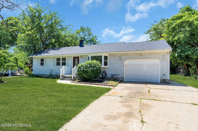 967 Raleigh Drive, Toms River, NJ 08753