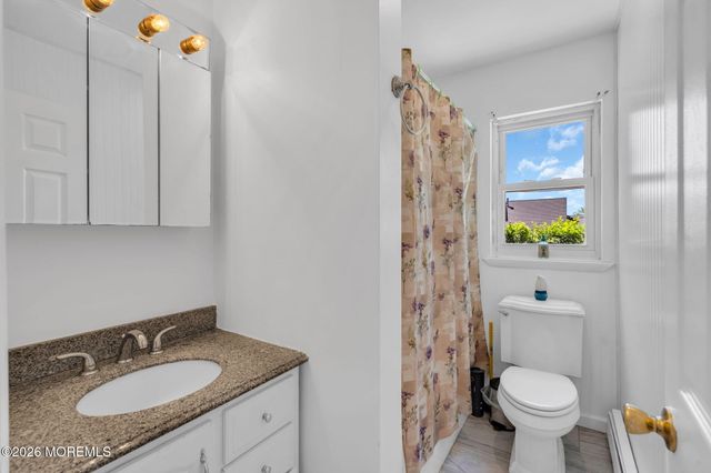 967 Raleigh Drive, Toms River, NJ 08753