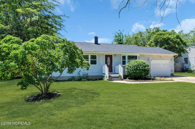 967 Raleigh Drive, Toms River, NJ 08753