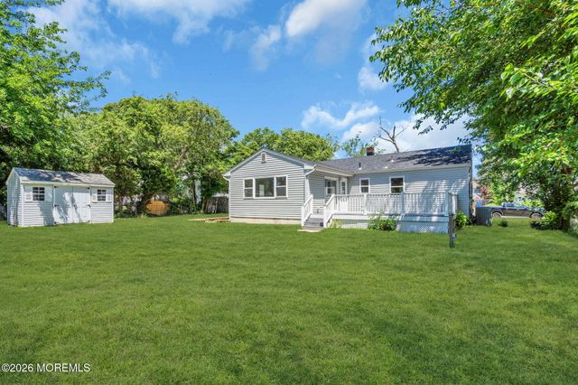 967 Raleigh Drive, Toms River, NJ 08753