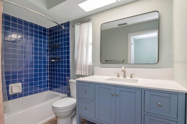 405 DRIFTWOOD DRIVE E, Palm Harbor, FL 34683