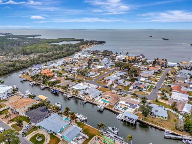 405 DRIFTWOOD DRIVE E, Palm Harbor, FL 34683