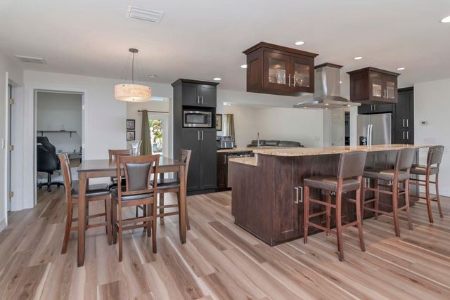 405 DRIFTWOOD DRIVE E, Palm Harbor, FL 34683