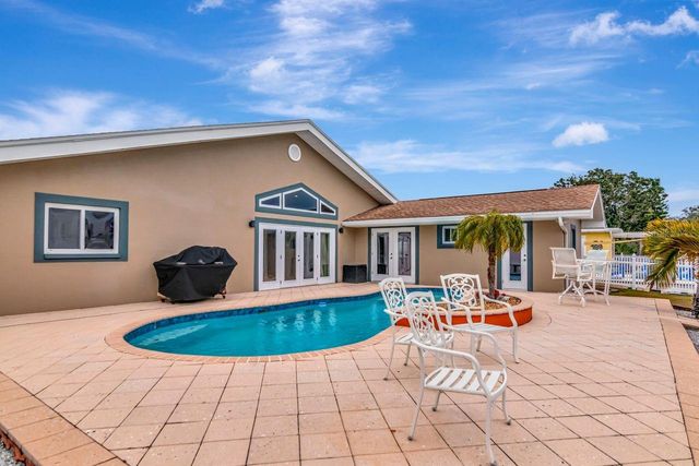 405 DRIFTWOOD DRIVE E, Palm Harbor, FL 34683