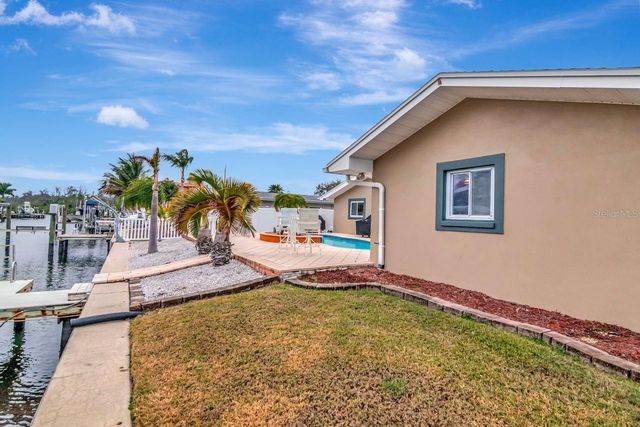 405 DRIFTWOOD DRIVE E, Palm Harbor, FL 34683