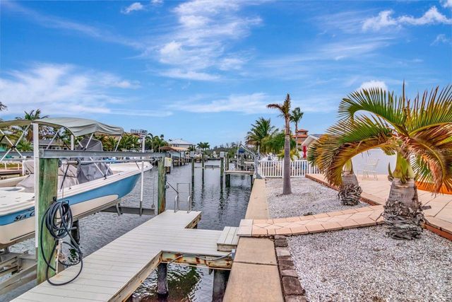 405 DRIFTWOOD DRIVE E, Palm Harbor, FL 34683