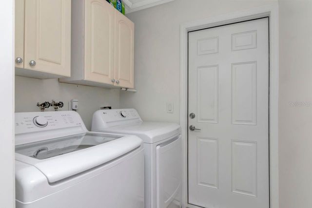 405 DRIFTWOOD DRIVE E, Palm Harbor, FL 34683