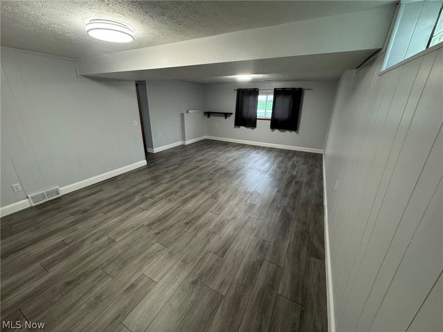 165 Dorland Avenue, Berea, OH 44017