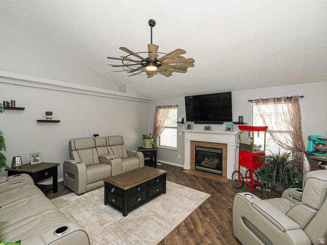 8124 S MACKS INN CIR, West Jordan, UT 84081