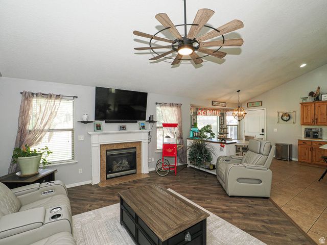 8124 S MACKS INN CIR, West Jordan, UT 84081