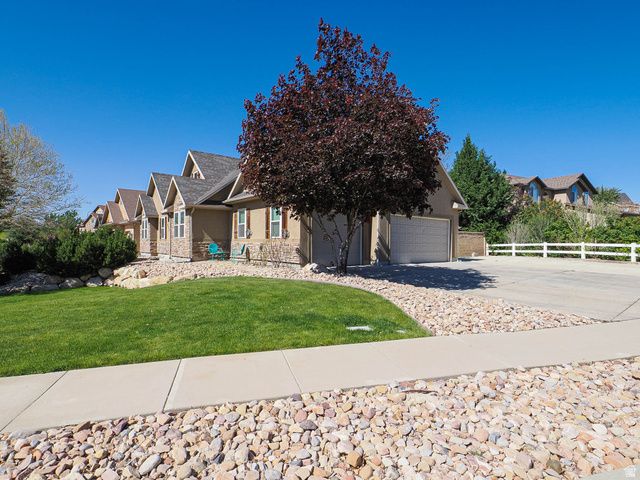8124 S MACKS INN CIR, West Jordan, UT 84081