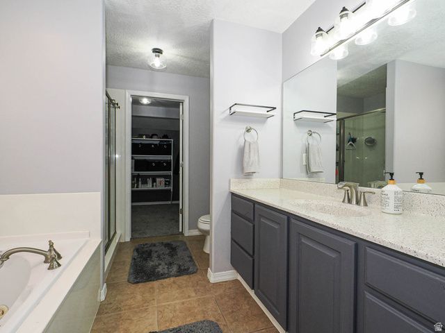 8124 S MACKS INN CIR, West Jordan, UT 84081