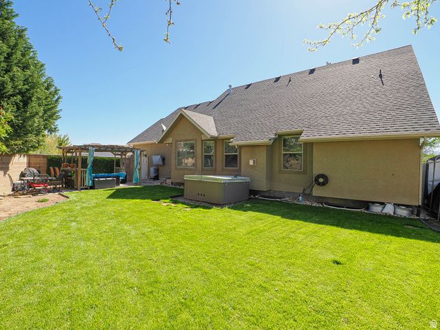 8124 S MACKS INN CIR, West Jordan, UT 84081